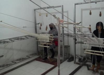 پا گذاشتن هلال احمر در حوزه صنایع دستی، راه اندازی اولین کارگاه توبافی در بیرجند