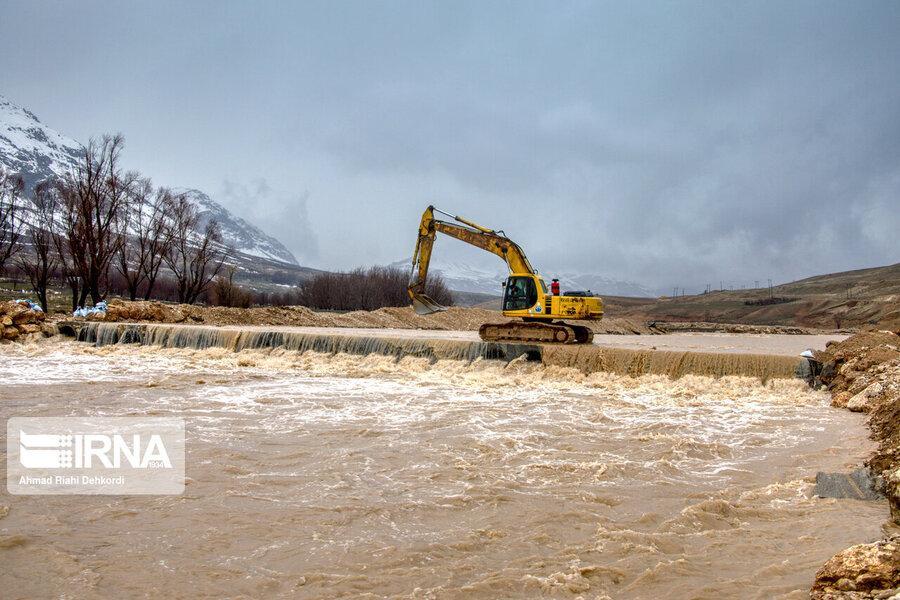 350 اکیپ امدادی و عملیاتی سیلاب در اصفهان تشکیل شد