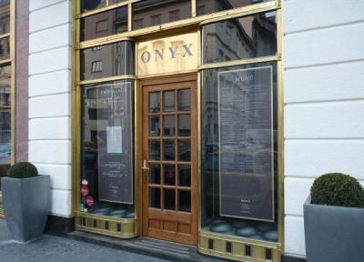 تور مجارستان: بیشتر از رستوران اونیکس بوداپست بدانید