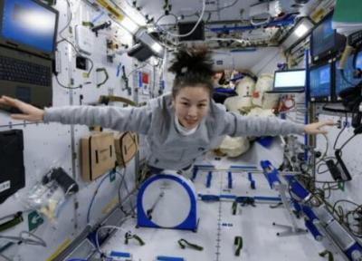 زن فضانورد چینی از زمین عکس گرفت