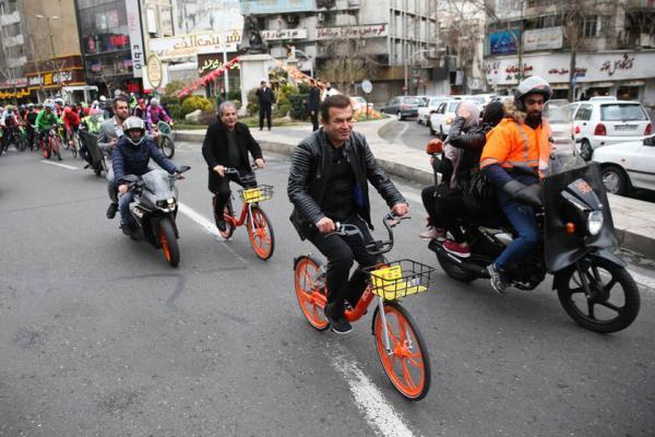 گردهمایی دوچرخه ها در پارک لاله؛ به مناسبت روز جهانی دوچرخه