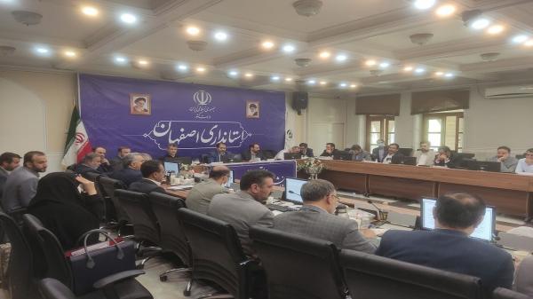 تخصیص بودجه های جاری اصفهان نسبت به سایر استان ها، ناعادلانه است