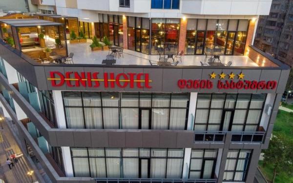 هتل دنیس تفلیس؛ اقامتی شیک با قابلیت دسترسی به جاذبه های گردشگری (تور ارزان گرجستان)