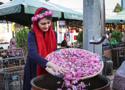 جشنواره گل و گلاب تهران به فرهنگ سرای فردوس رسید