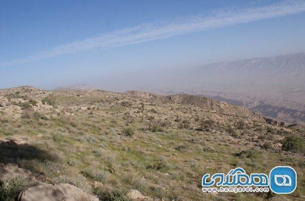 منطقه شکار ممنوع کوه هوا و تنگخور یکی از دیدنی های استان فارس است